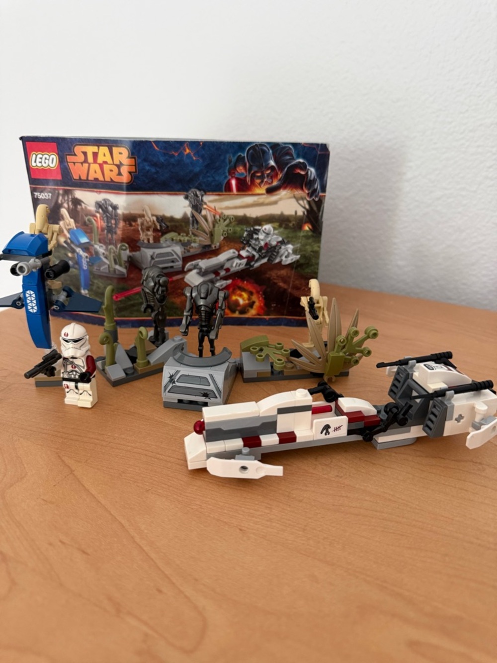 Lego Star Wars Battle on Saleucami set 75037